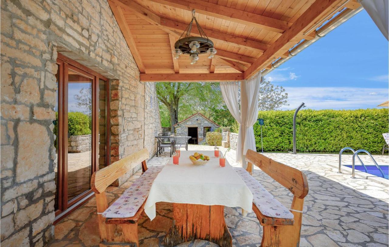 Cozy Home In Pamici With Kitchen מראה חיצוני תמונה
