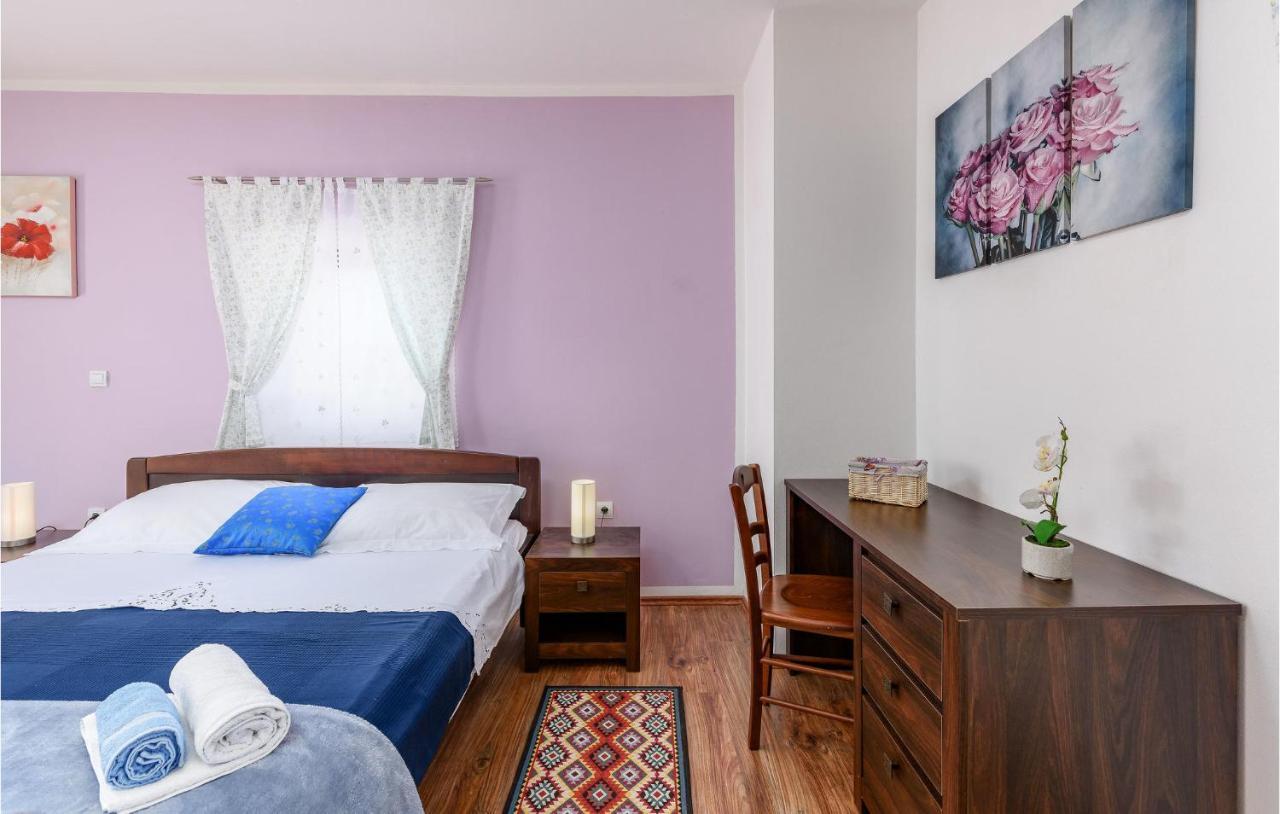 Cozy Home In Pamici With Kitchen מראה חיצוני תמונה