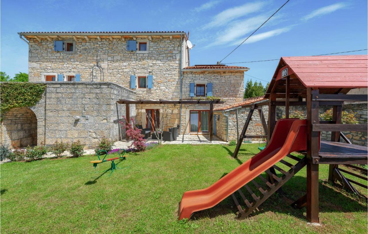 Cozy Home In Pamici With Kitchen מראה חיצוני תמונה