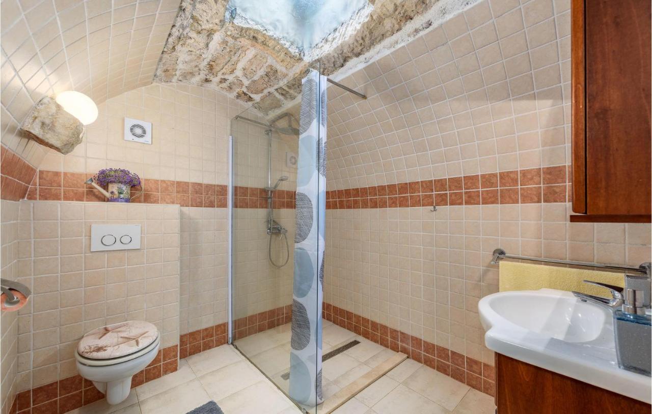 Cozy Home In Pamici With Kitchen מראה חיצוני תמונה